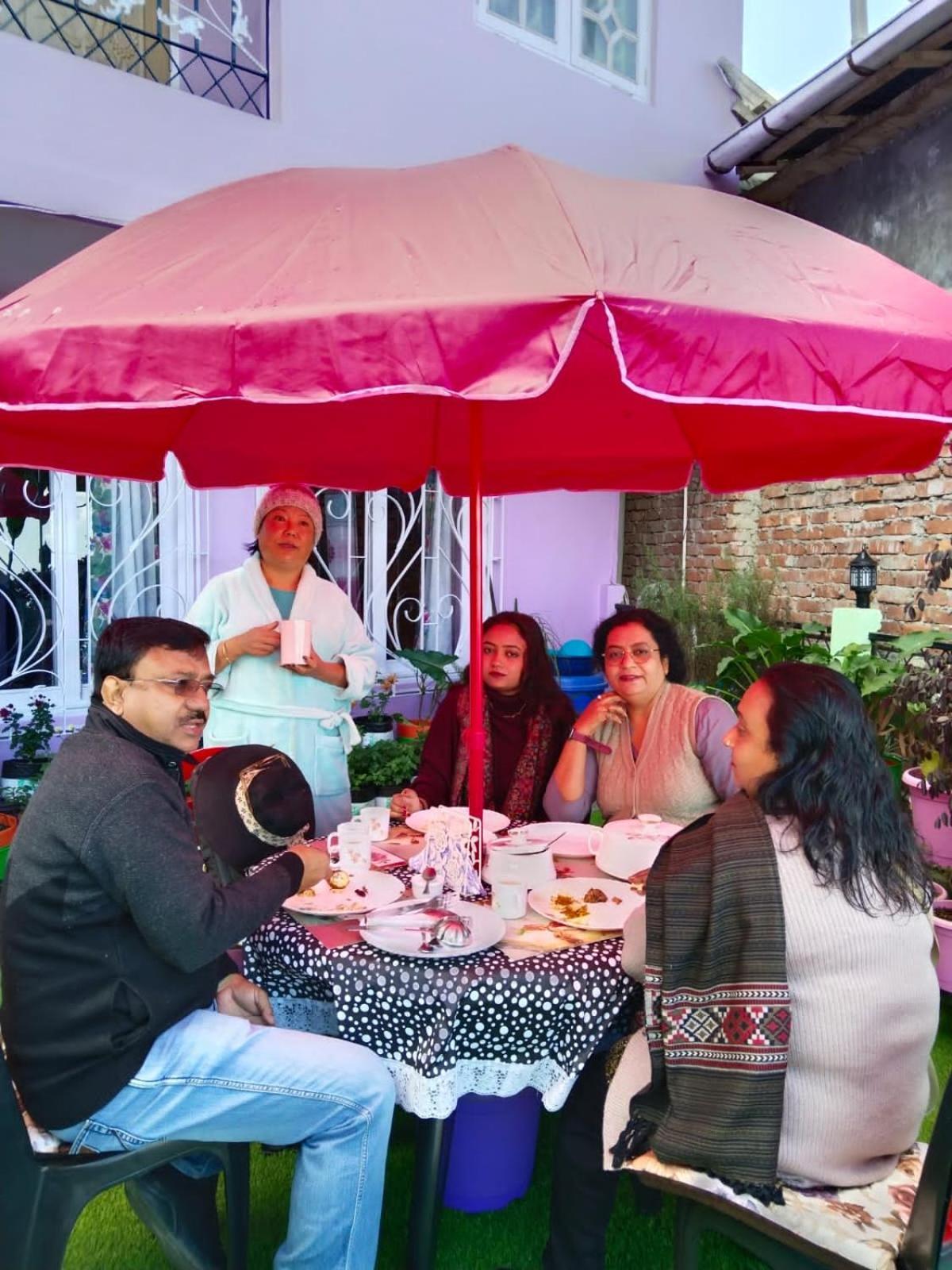 Dew Drops Guest House Darjeeling  Exterior photo